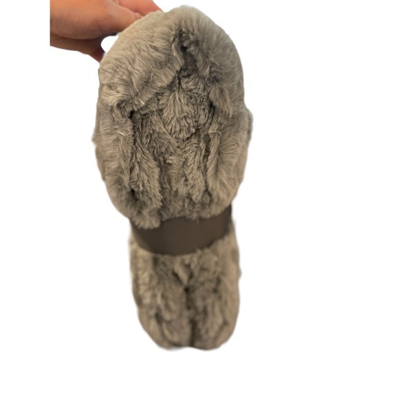 Faux fur throw blanket - Picture 3 of 5